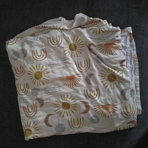 Sun and Moon Patterned Bedding